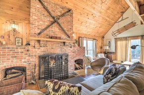 Upscale Montgomery Cabin, Near Jay Peak Resort!
